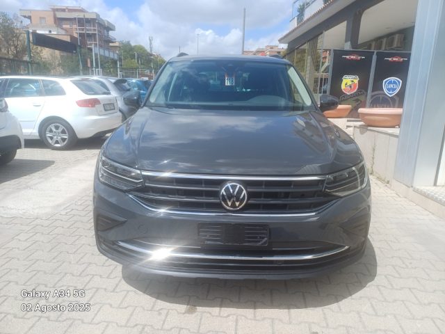 VOLKSWAGEN Tiguan usata, con Airbag
