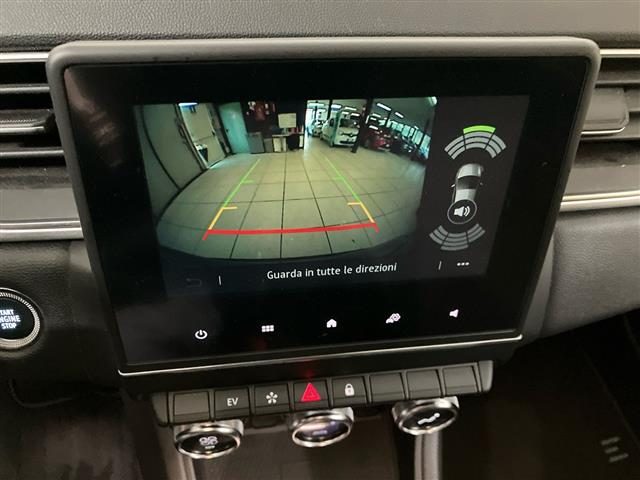 RENAULT Captur usata, con Fari LED