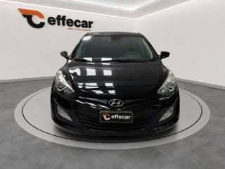 HYUNDAI i30 usata, con Airbag