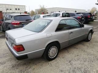 MERCEDES-BENZ 200 usata 3