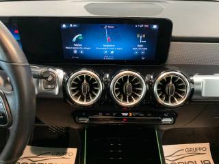 MERCEDES-BENZ GLB 180 usata, con Park Distance Control