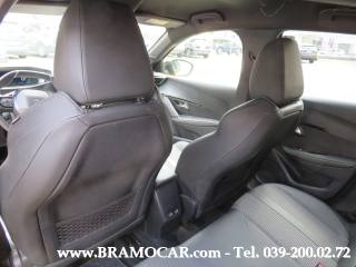 PEUGEOT 208 usata, con Touch screen