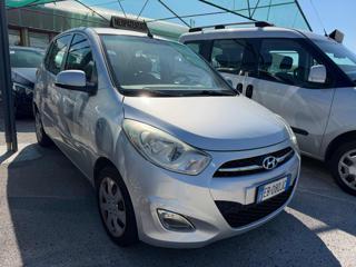 HYUNDAI i10 usata, con Airbag