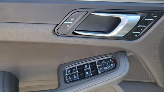 PORSCHE Macan usata, con Cronologia tagliandi