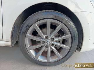 VOLKSWAGEN Polo usata, con Sedile posteriore sdoppiato