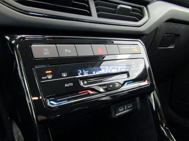 VOLKSWAGEN T-Cross usata, con Luci diurne LED
