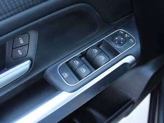 MERCEDES-BENZ GLB 200 usata, con USB