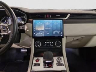 JAGUAR F-Pace usata, con ESP