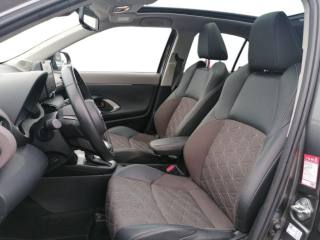 TOYOTA Yaris Cross usata, con Specchietti laterali elettrici