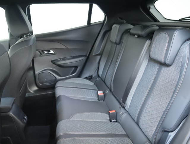 PEUGEOT 2008 usata, con Servosterzo