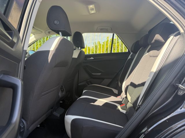 VOLKSWAGEN T-Roc usata 23