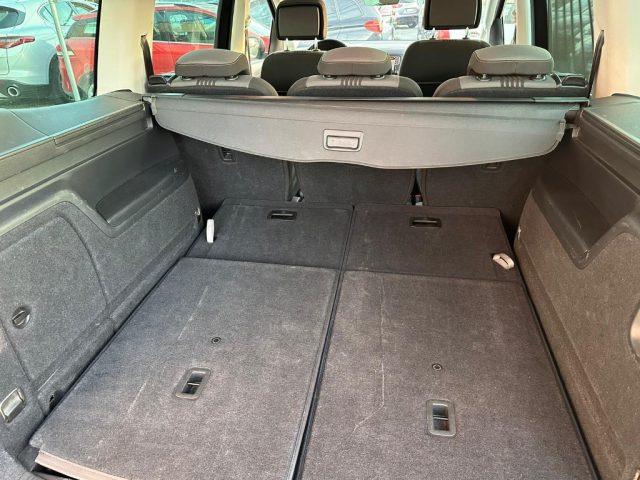 VOLKSWAGEN Sharan usata, con Fendinebbia