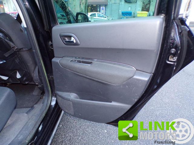 PEUGEOT 3008 usata, con Sensori di parcheggio anteriori