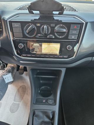 VOLKSWAGEN up! usata, con Controllo trazione