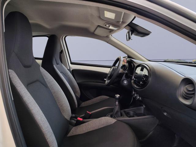 TOYOTA Aygo X usata, con Climatizzatore