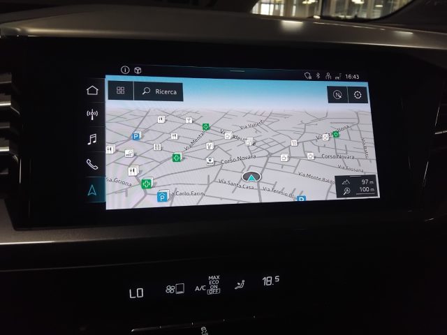 AUDI Q4 e-tron usata 28