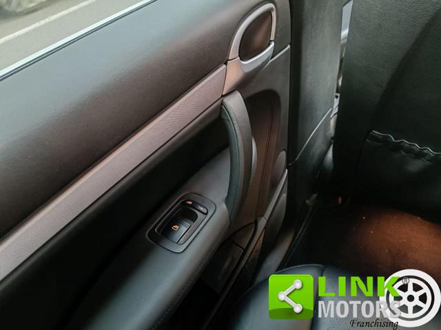 PORSCHE Cayenne usata, con Tetto panorama