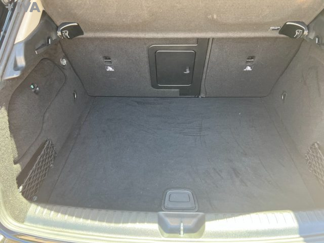 MERCEDES-BENZ GLA 200 usata 18