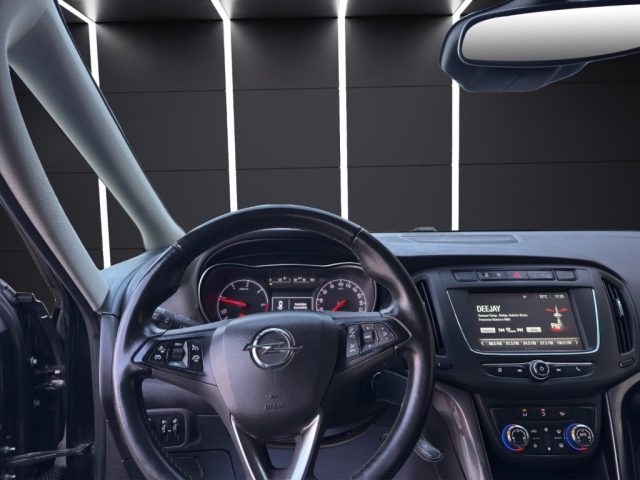 OPEL Zafira usata, con ESP