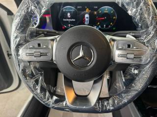 MERCEDES-BENZ A 180 usata, con Sedili riscaldati