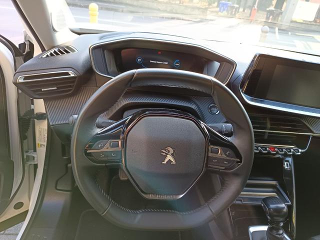 PEUGEOT 2008 usata, con USB