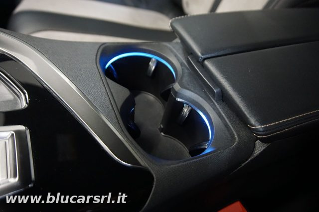 PEUGEOT 3008 usata, con Telecamera per parcheggio assistito