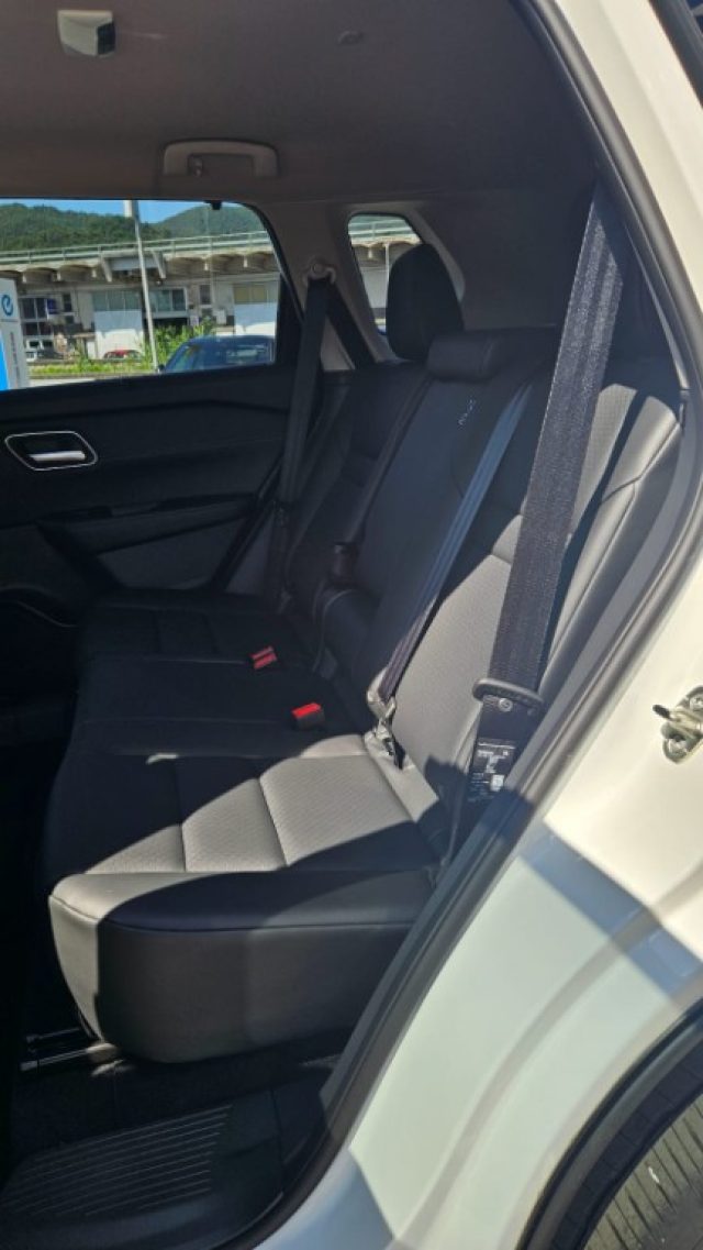 NISSAN X-Trail usata, con Autoradio digitale