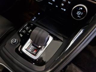 JAGUAR E-Pace usata, con USB