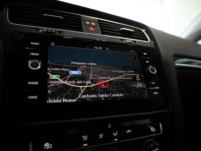 VOLKSWAGEN Golf usata, con Supporto lombare