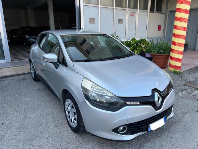 RENAULT Clio usata, con Airbag