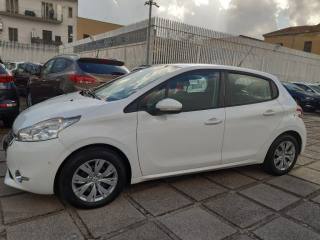 PEUGEOT 208 usata, con Airbag