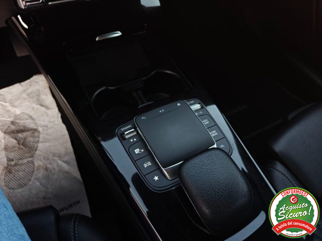 MERCEDES-BENZ A 180 usata, con Interni in pelle