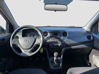 HYUNDAI i10 usata 11
