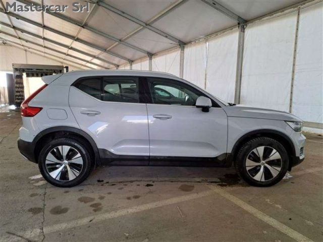 VOLVO XC40 usata, con Autoradio