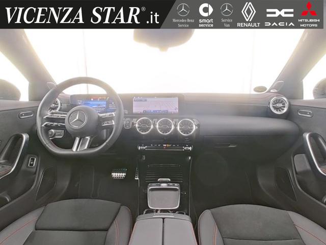 MERCEDES-BENZ CLA 200 usata, con Alzacristalli elettrici
