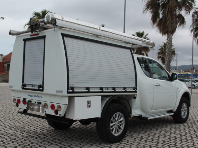 MITSUBISHI L200 usata, con Alzacristalli elettrici