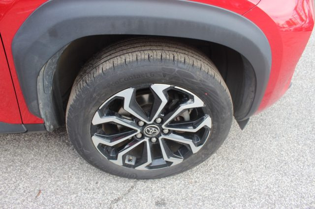 TOYOTA Yaris Cross usata, con Fari LED
