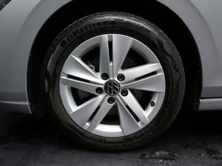 VOLKSWAGEN Golf usata, con Alzacristalli elettrici