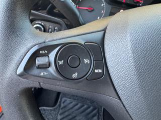 OPEL Corsa usata, con Park Distance Control