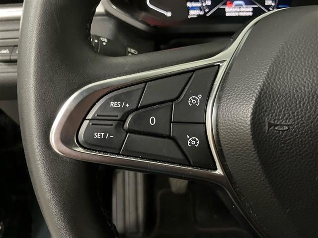 RENAULT Captur usata, con Sensori di parcheggio posteriori