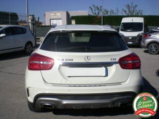 MERCEDES-BENZ GLA 220 usata, con Climatizzatore