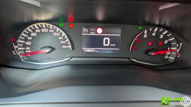 PEUGEOT 208 usata, con Volante multifunzione