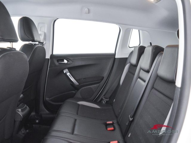 PEUGEOT 2008 usata 9