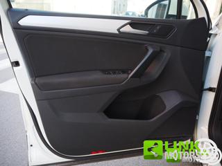 VOLKSWAGEN Tiguan usata 26