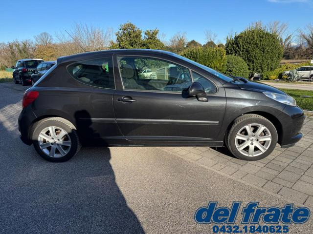 PEUGEOT 207 usata, con Autoradio