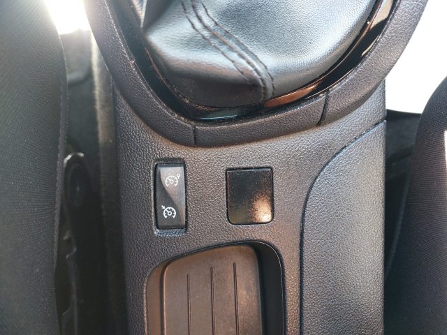 RENAULT Clio usata, con Climatizzatore