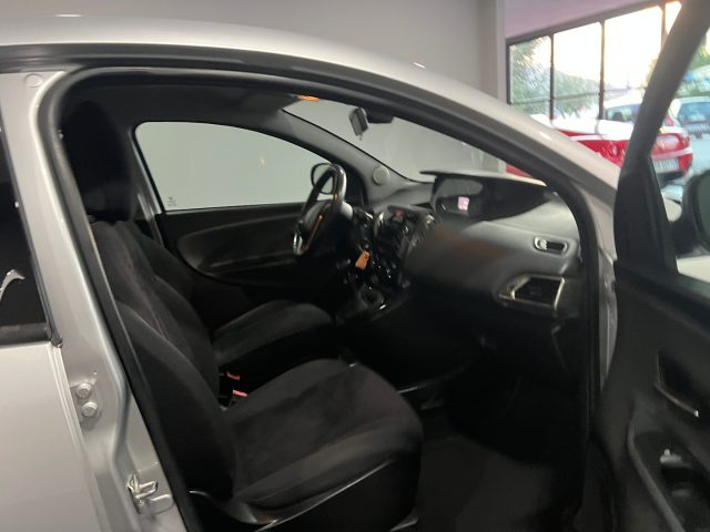 LANCIA Ypsilon usata, con Cerchi in lega