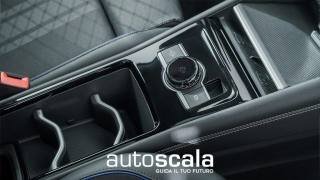 VOLKSWAGEN Tiguan usata, con USB