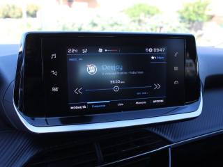 PEUGEOT 2008 usata, con Sensore di luce