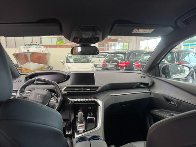 PEUGEOT 5008 usata, con Bracciolo